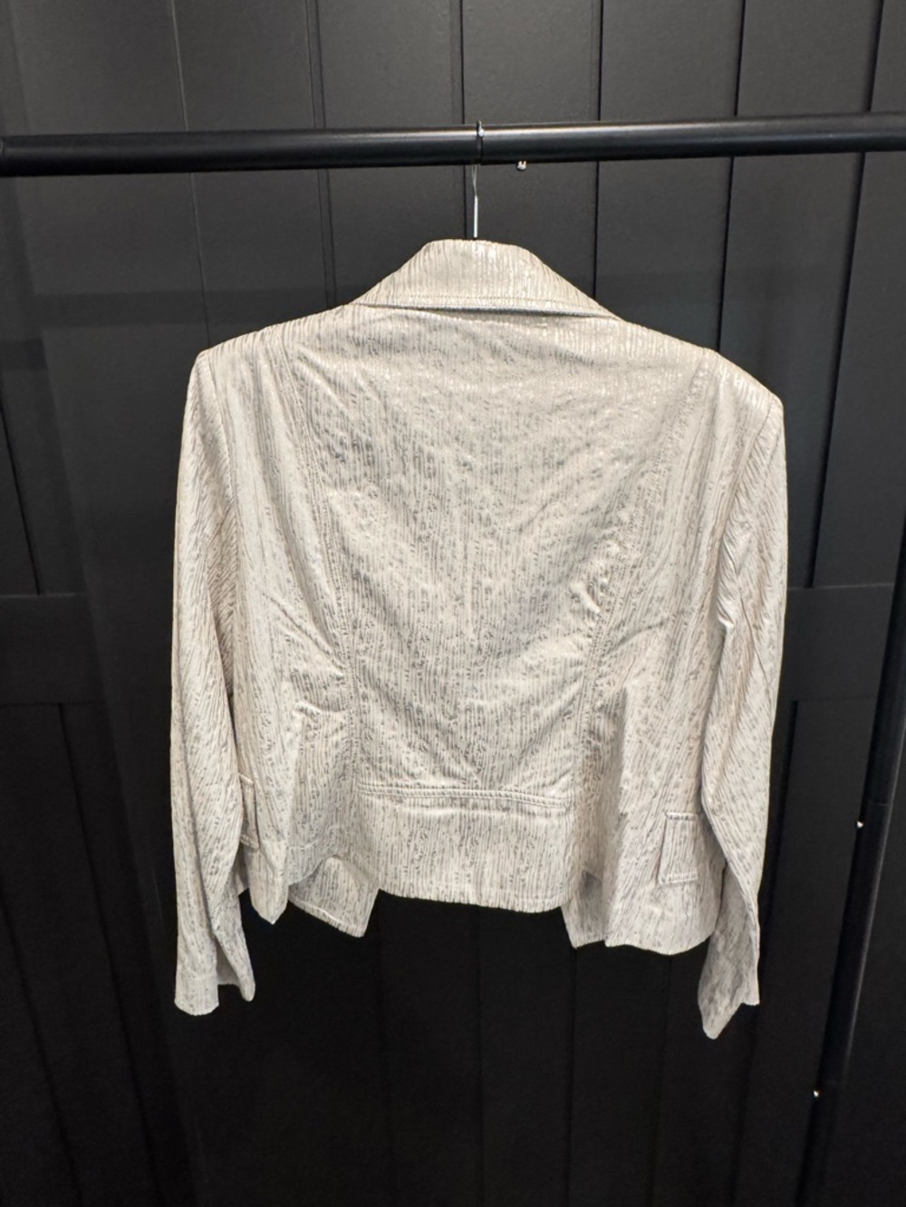 Insight Metallic Cream-White Cropped Double-Breasted Jacket - Picture 6 of 7